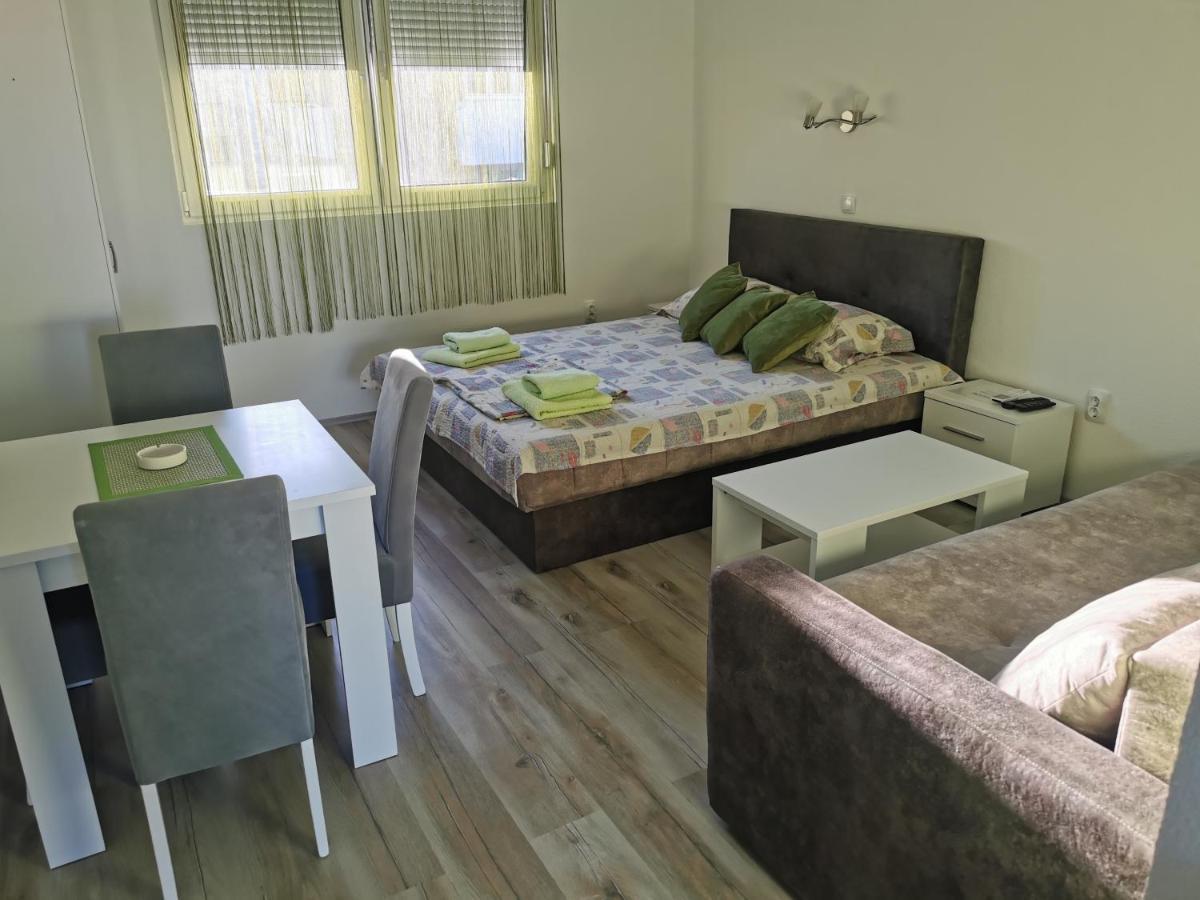 Apartmani Manila, Vauceri, Terme-Popust, Akva Park-Popust, Garazno Mesto Vrnjačka Banja Exterior foto